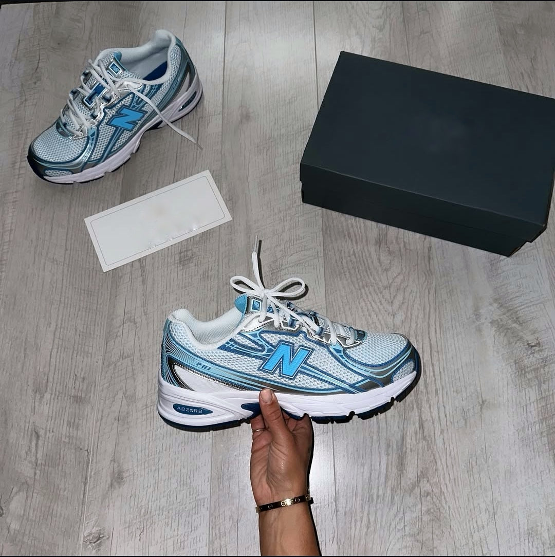 HDD18 New balance 740