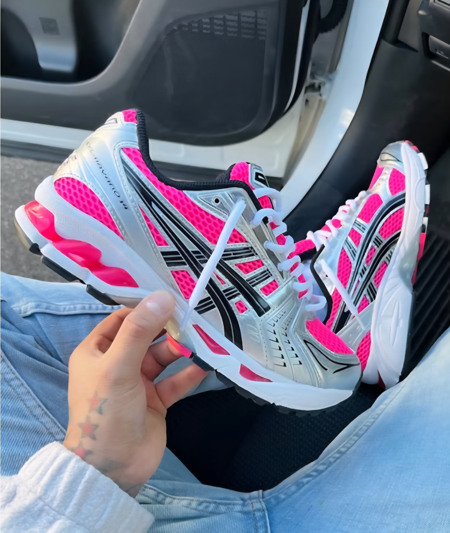 HDD23 Asics gel Keyano-14 Pink (RUNS VERY SMALL)
